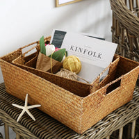 Panier en jonc tressé